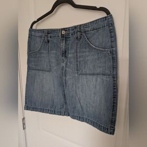 Old Navy Women's Size 12 100% Cotton Denim Mini Skirt
